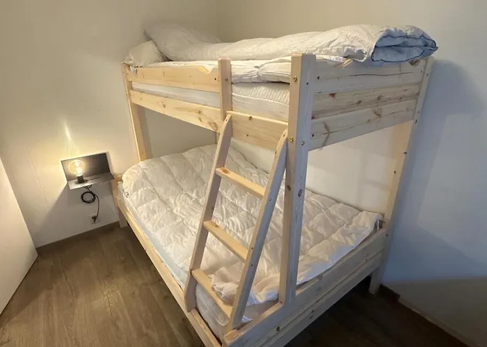 2 Bedroom With Free Parking Lot * Bergen